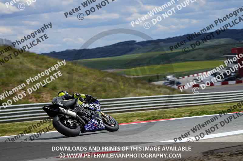 cadwell no limits trackday;cadwell park;cadwell park photographs;cadwell trackday photographs;enduro digital images;event digital images;eventdigitalimages;navarra;no limits trackdays;peter wileman photography;racing digital images;trackday digital images;trackday photos